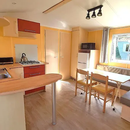 Camping Mobil-home Xl Pres Des Animaux - 2 - 5 Personnes - Coeur De Vendee - Puy Du Fou *