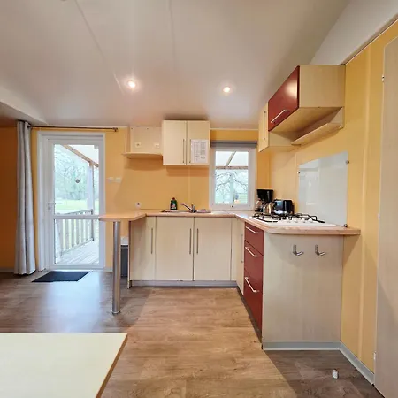 مكان تخييم M.Home Acces P006 2Chbr/5Pers