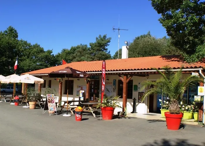 Campingplatz M.home Acces P006 2chbr/5pers La Boissiere-de-Montaigu